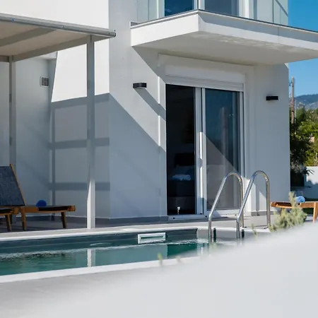Vila Wonderful Kefalonia - 2 Bedrooms - Solemare - Stunning Mountain Views And Private Pool - Pesada *