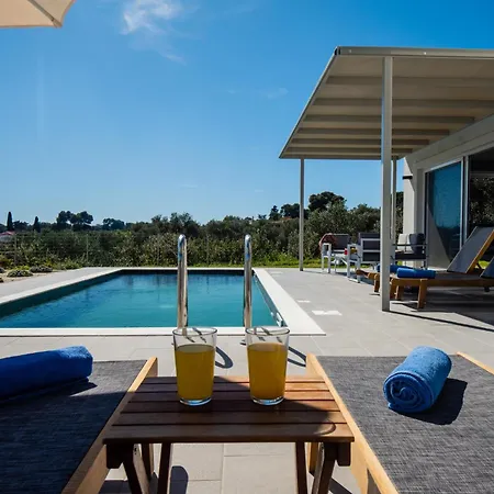 Wonderful Kefalonia - 2 Bedrooms - Solemare - Stunning Mountain Views And Private Pool - Pesada Vila *